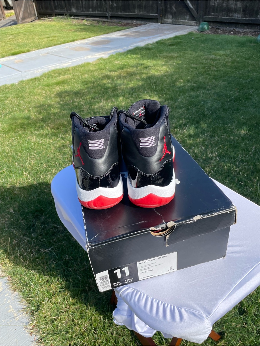 Jordan 11 bred (2012) size 11 OG box and inserts. - Picture 2 of 9